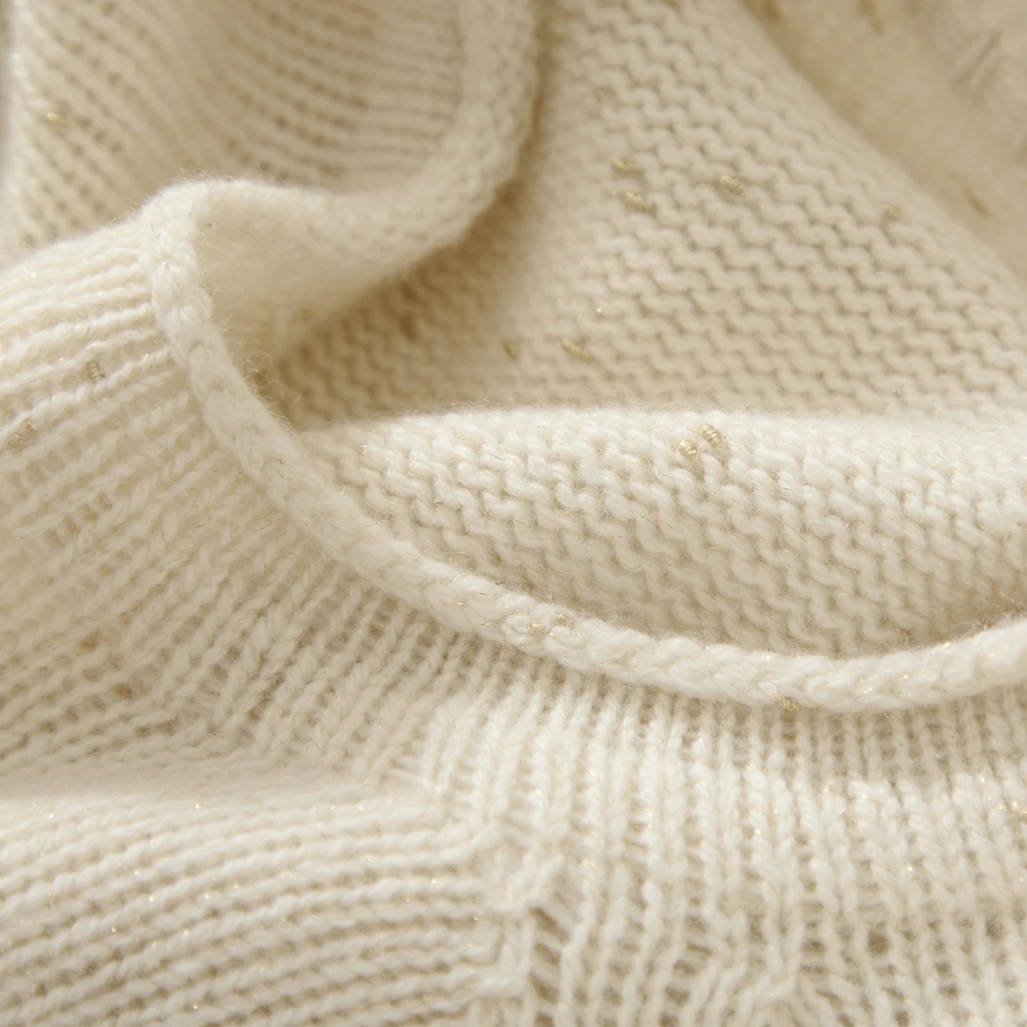 Pull en pur cachemire pour femme, mi-long, ample et décontracté, grand modèle à ourlet retroussé.