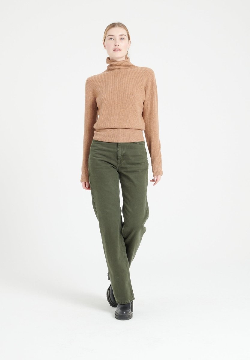 Women's camel cashmere turtleneck sweater - LILLY 21
