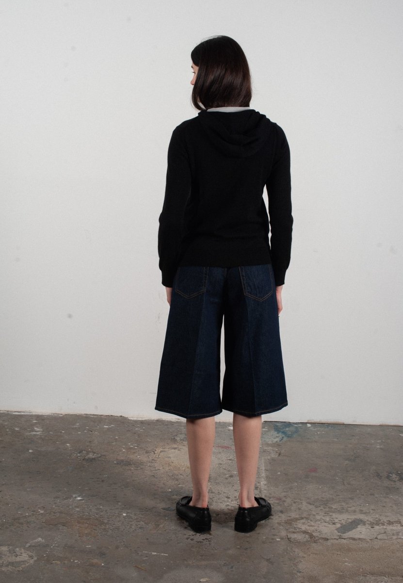 Women's ultrafine cashmere and wool hoodie in black - FRIDA 11